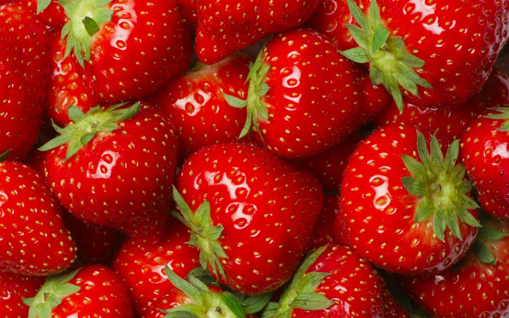 benefits-of-strawberry-for-skin-and-health