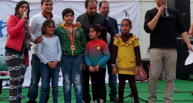 Dilli Haat Janakpuri kalpvraksha drawing competition and Pandavas singing show to promote environment .